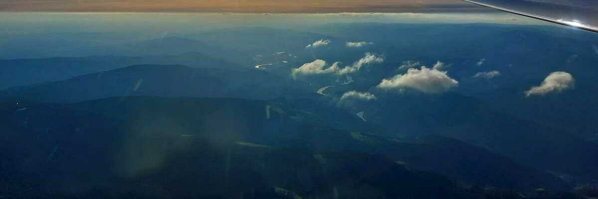 Flugwegposition um 05:45:05: Aufgenommen in der Nähe von Gemeinde Lavamünd, Österreich in 2530 Meter